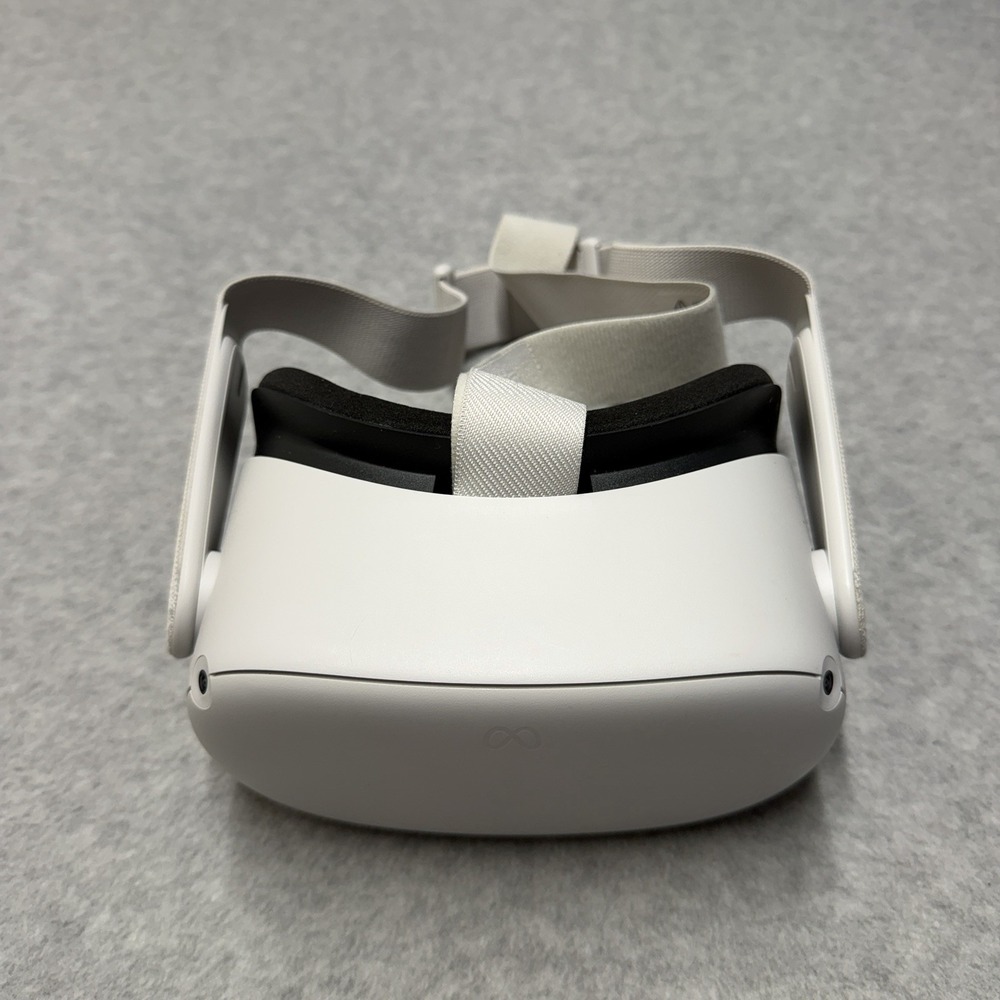 Meta Oculus Quest 2 VR Headset 128GB KW49CM White Headset Only Tested